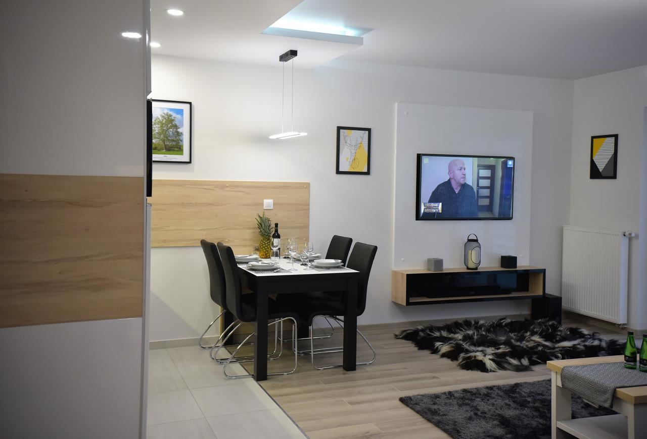 Apartamenty Platan Opieszyn 2 Вжесня Экстерьер фото