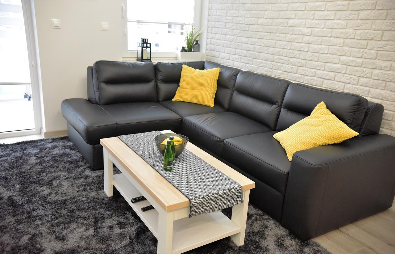 Apartamenty Platan Opieszyn 2 Вжесня Экстерьер фото