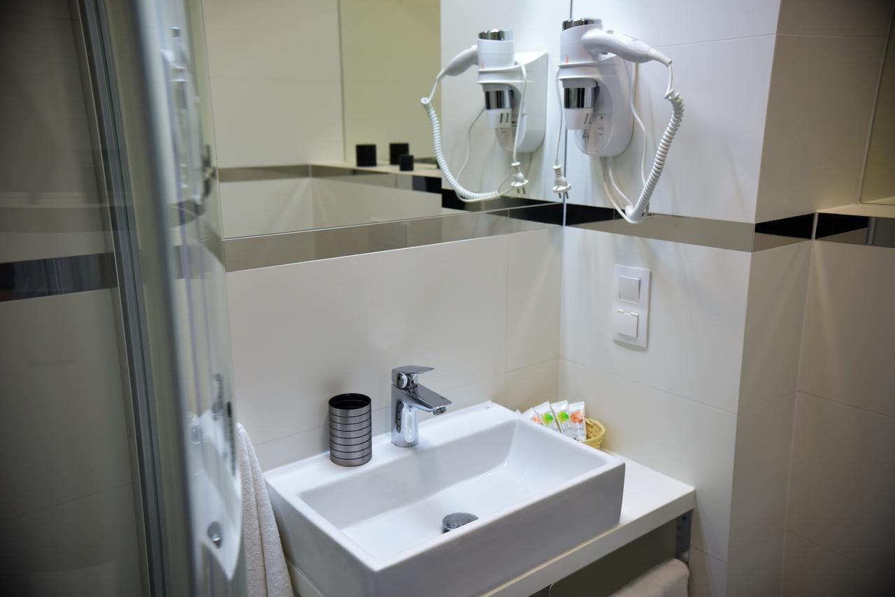 Apartamenty Platan Opieszyn 2 Вжесня Экстерьер фото